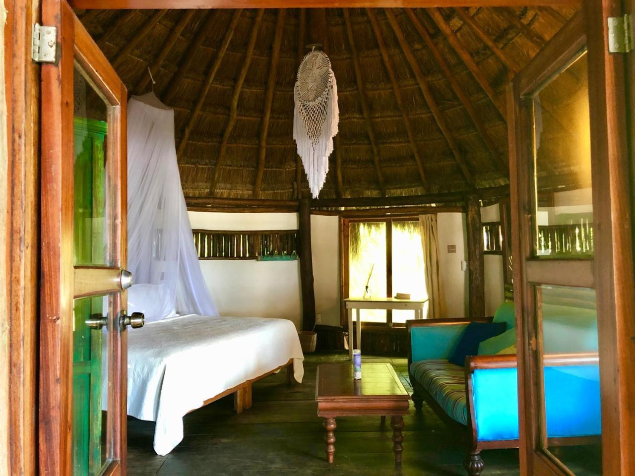 Nueva Vida De Ramiro Hotel Tulum Exterior photo